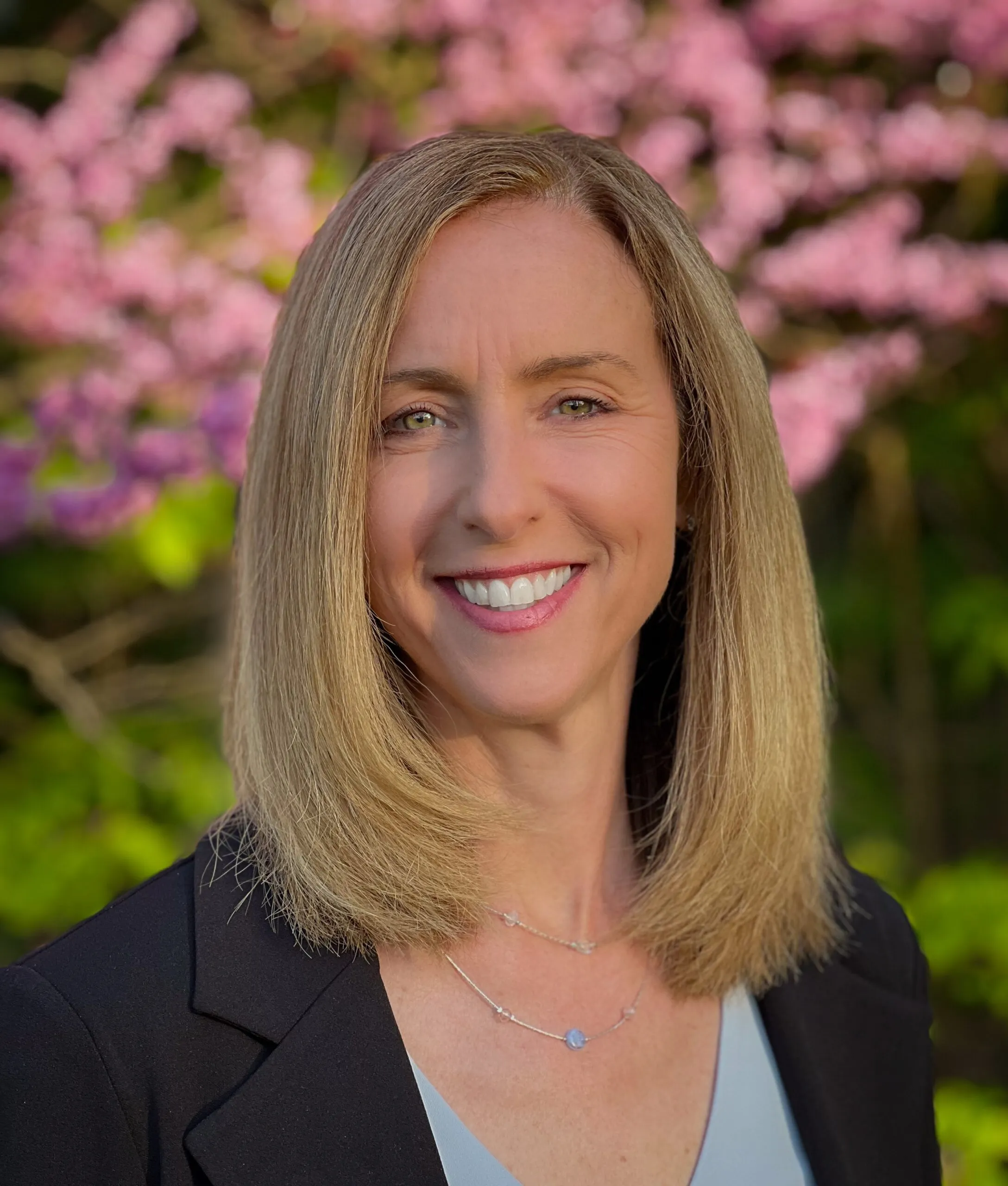 Carolyn Hoenisch, Trustee